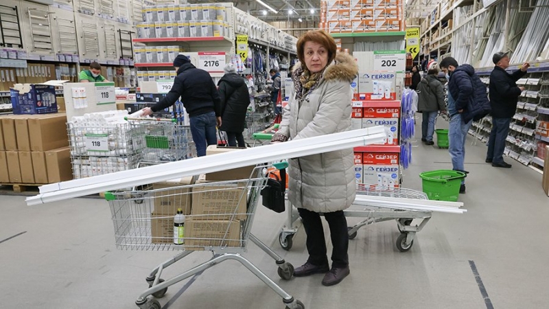 Магазины Leroy Merlin в России продолжат работу