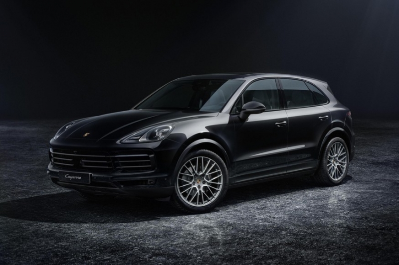 Porsche отчитался о рекордных показателях и официально анонсировал Cayenne EV