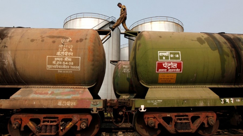 Аналитик объяснил снижение котировок нефти Brent