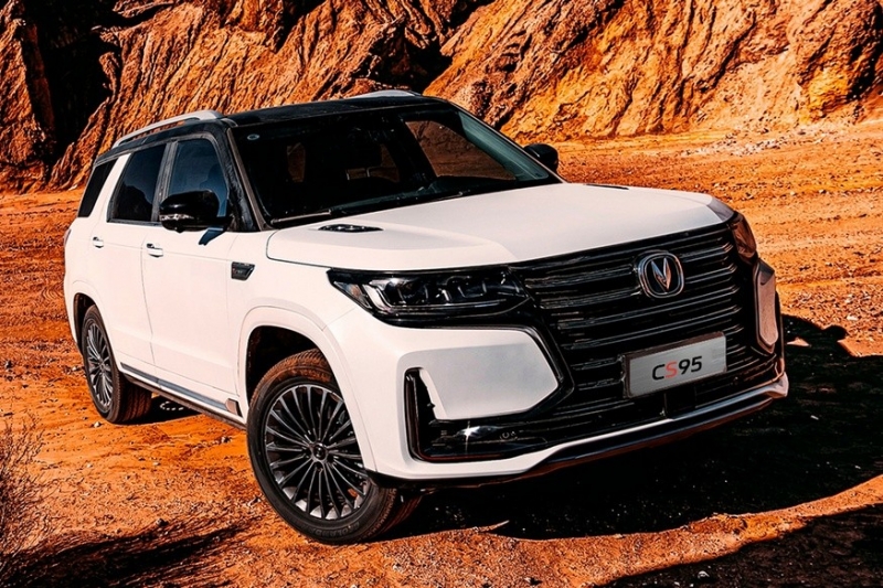 Большой кроссовер Changan CS95 официально стартует в России, объявлена цена