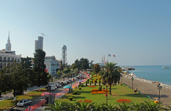 Грузия не планирует переманивать туристов у Турции