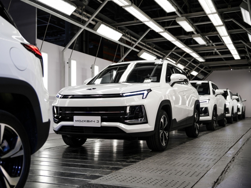 ЛУКОЙЛ выбран поставщиком смазочных материалов для автомобилей «Москвич»