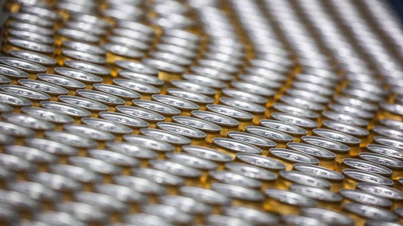 Минпромторг заявил о полном импортозамещении алюминиевых банок в России