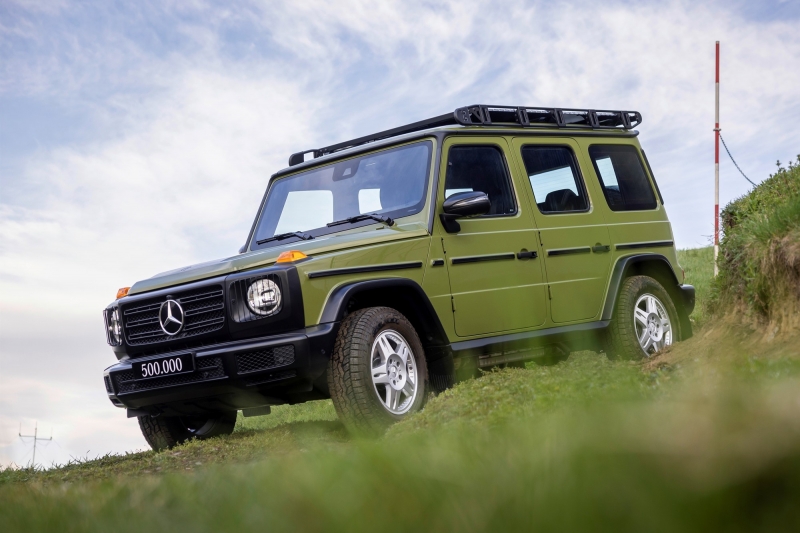 На пике славы: выпущен полумиллионный Mercedes-Benz G-Class в винтажной ливрее