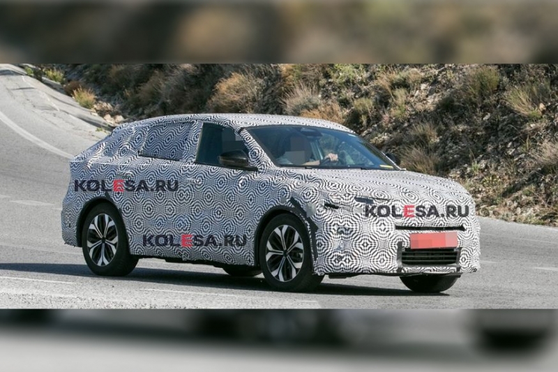 Не только Arkana: Renault готовит к премьере более дорогое кросс-купе