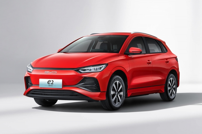 Новый BYD e2: крупнее и дешевле, чем сверхпопулярный BYD Dolphin