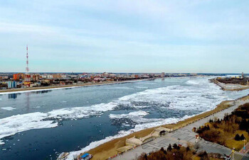 Пассажирское речное сообщение между Приамурьем и КНР приостановлено
