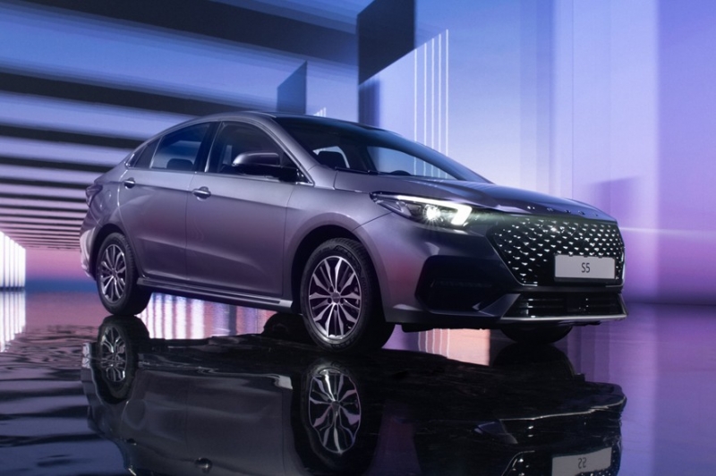 Седан Omoda S5 получил российский ценник и оказался дороже Kaiyi E5