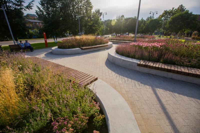 В Подмосковье готовят клумбы и цветники к весенней высадке