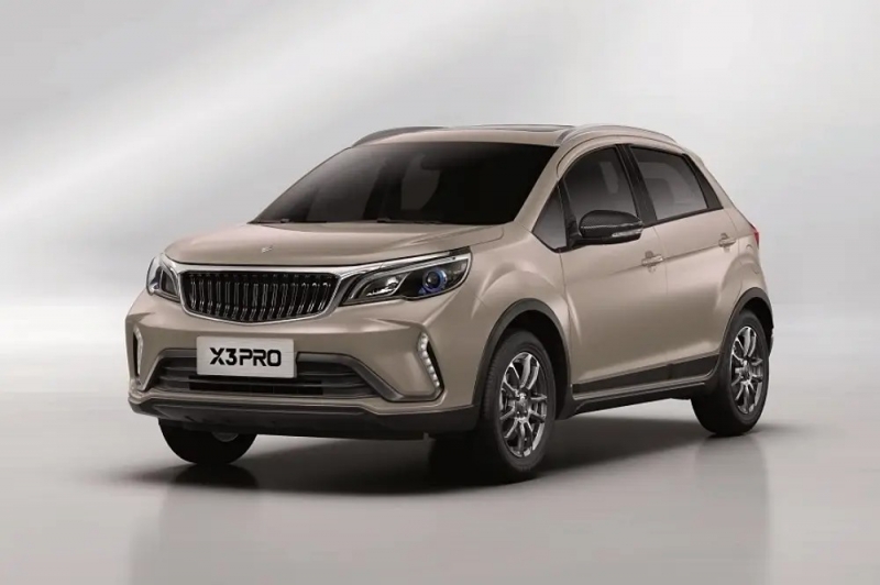 Бюджетные Geely приедут в РФ под маркой Livan (бывший Lifan), анонсированы три модели