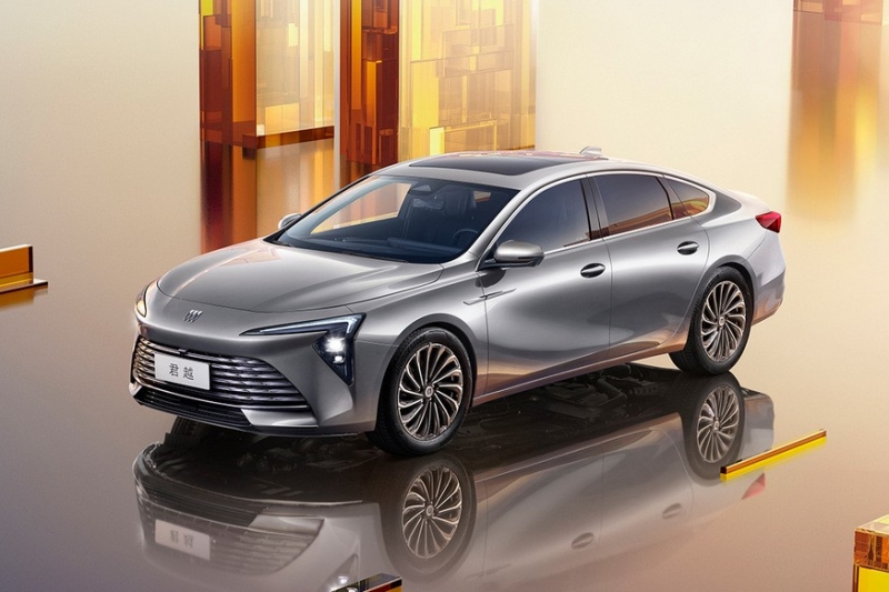 Большой седан Buick LaCrosse с необычным дизайном: раскрыты все версии