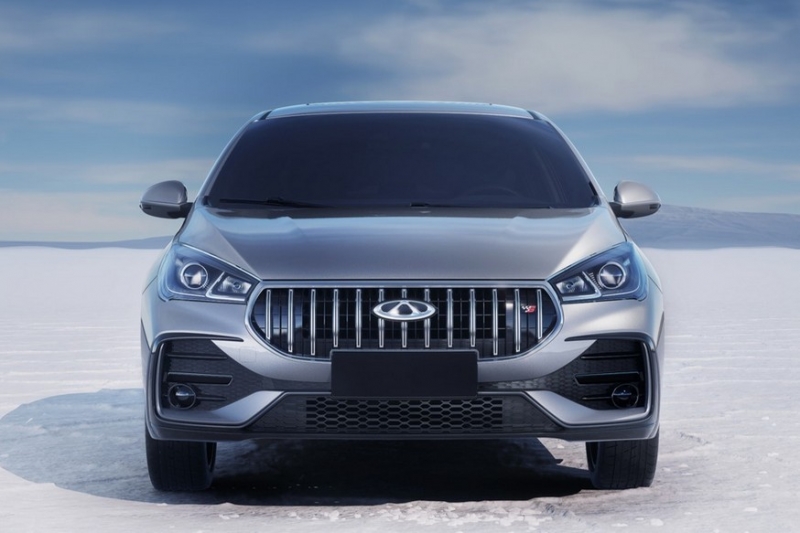 Брат Omoda S5 стал агрессивнее после рестайлинга: официальные фото Chery Arrizo 5