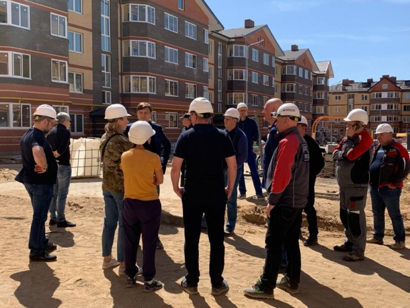 Дольщикам показали и рассказали, как достраивают ЖК «Восточный»