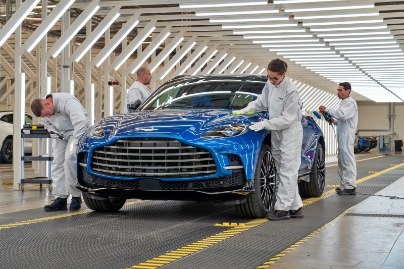 Geely увеличивает долю в Aston Martin с 7,6 до 17% и на этом не остановится