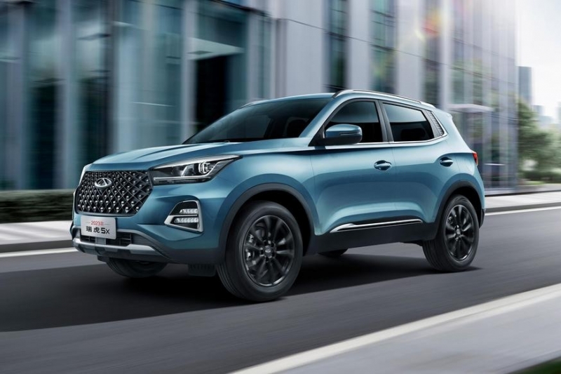 Кроссовер Chery Tiggo 4 Pro получил порцию обновок и стал мощнее