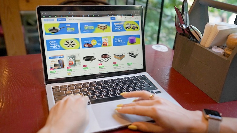 Минпромторг допустил принятие мер при обострении ситуации с маркетплейсами