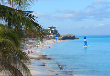 МИД РФ: с 1 июля возобновляется прямое авиасообщение с Кубой