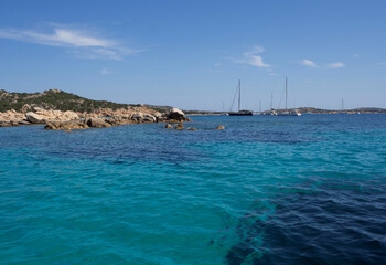 На пляжах Сардинии ограничат число отдыхающих