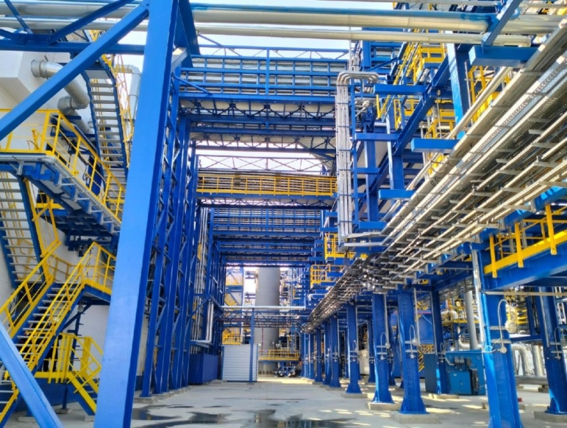 Установка гидрокрекинга в Усть-Луге построена за 18 месяцев