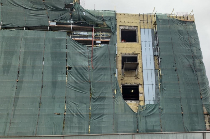 В Красносельском районе реконструируют объект здравоохранения