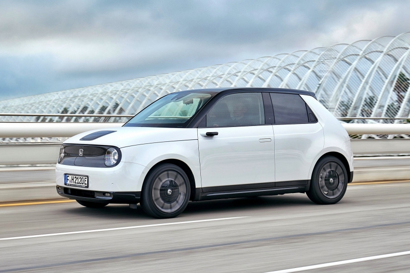 Красивый, но никому не нужный: у хэтчбека Honda e не будет преемника