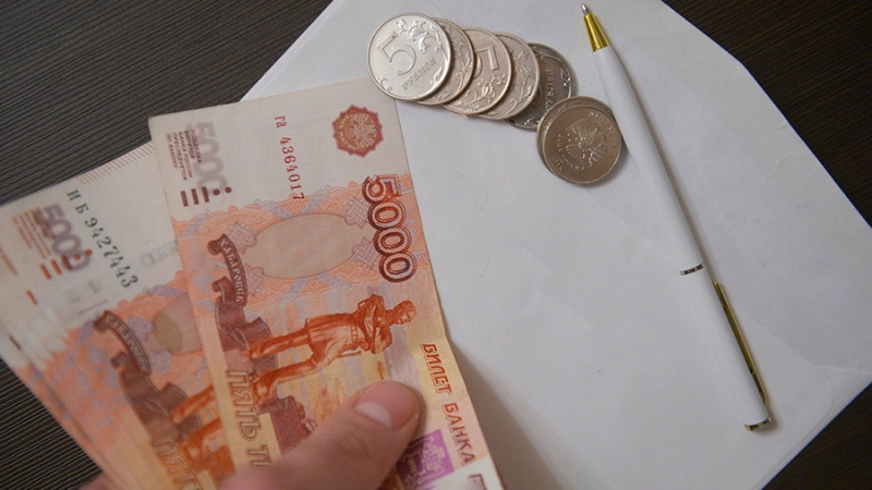 Минтруд России опубликовал проект об увеличении МРОТ до 19 242 рублей