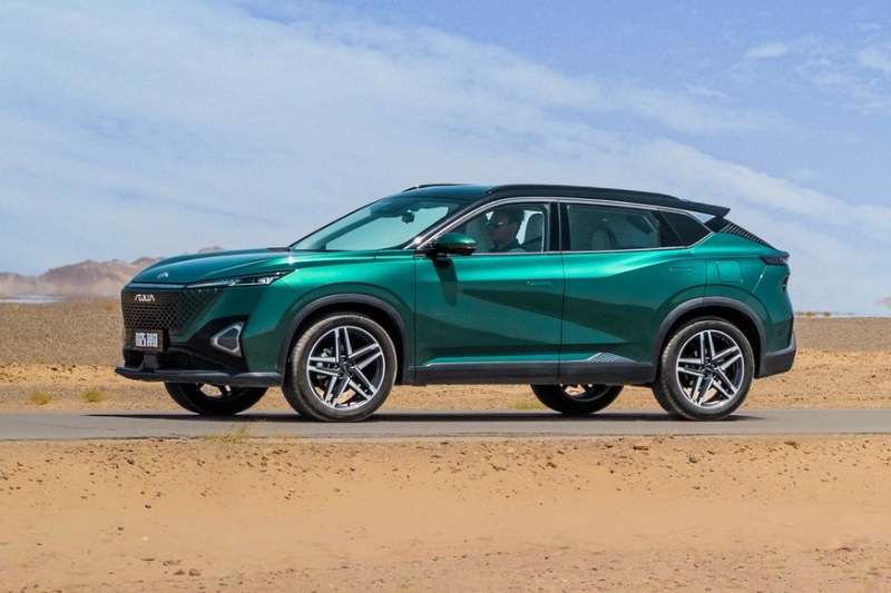 Моторинвест стал дистрибьютором Dongfeng и может привезти в РФ новый кроссовер Haohan