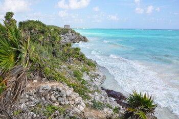 Названы лучшие и худшие страны для переезда и удалённой работы