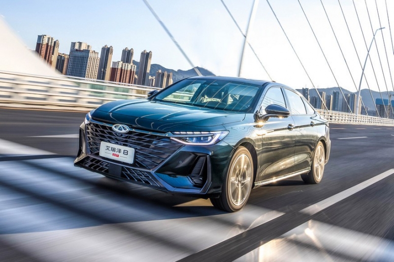 Новая мощная версия седана Chery Arrizo 8: продажи начались