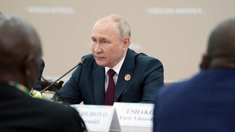 Путин заявил о планах перехода РФ и Африки на нацвалюты в коммерческих сделках