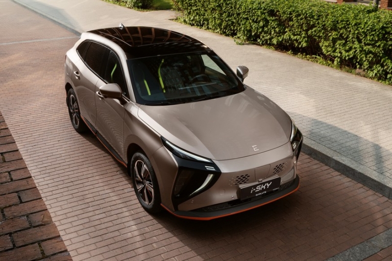 Российский электрокросс Evolute i-Sky: названа цена