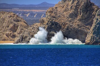 У берегов Мексики произошло сильное землетрясение