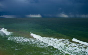 В Крыму ожидают ливни с градом