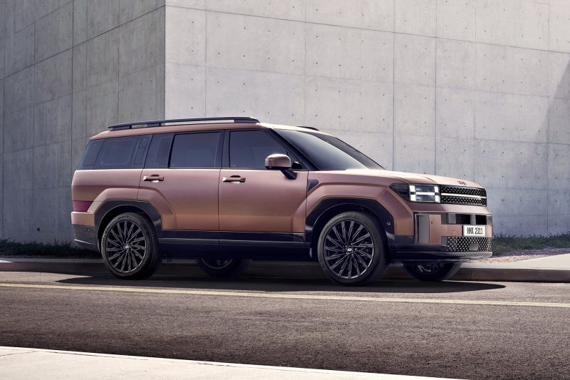 Новый Hyundai Santa Fe: без дизелей, багажник-терраса и бардачок-дезинфектор