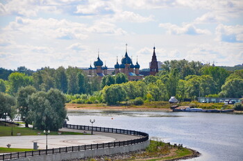 РЖД запустит ещё один новый туристический поезд «По золотому кольцу»