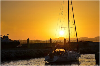 В Греции бушуют три крупных пожара