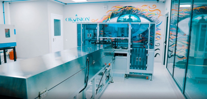 В Подмосковье построят первый завод по производству растворов для контактных линз