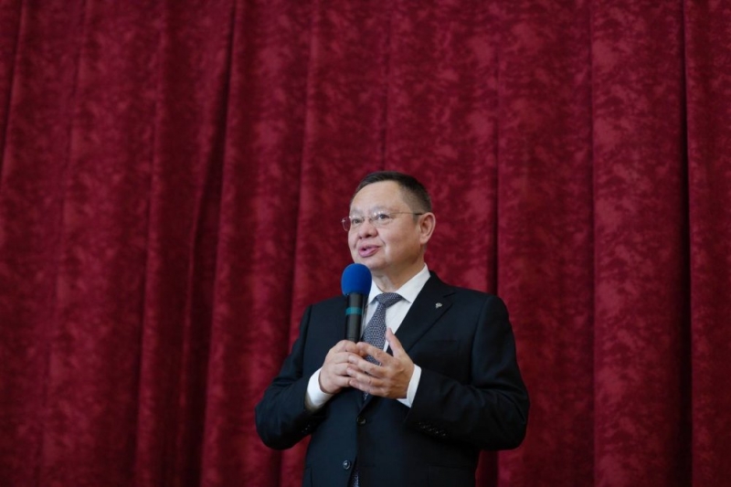 Глава Минстроя России поздравил студентов МАРХИ с Днем знаний