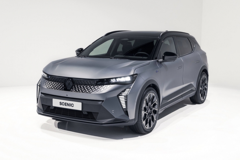 Кроссовер Renault Scenic дебютировал в двух версиях, но без полного привода