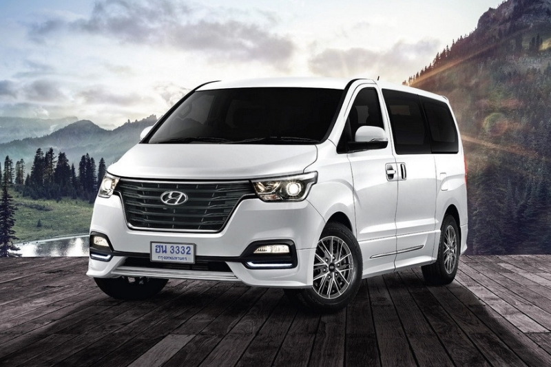 Минивэн Hyundai H-1 стал богаче перед отставкой