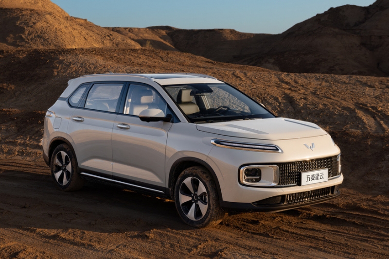 Новый кроссовер GM и SAIC выходит на рынок: необычный дизайн за небольшие деньги