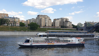 По Москве-реке запустили бесплатный прогулочный маршрут 