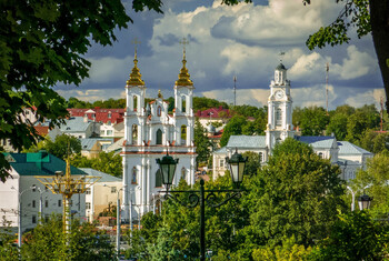 Проживающие за рубежом белорусы не смогут получить паспорта в дипмиссиях