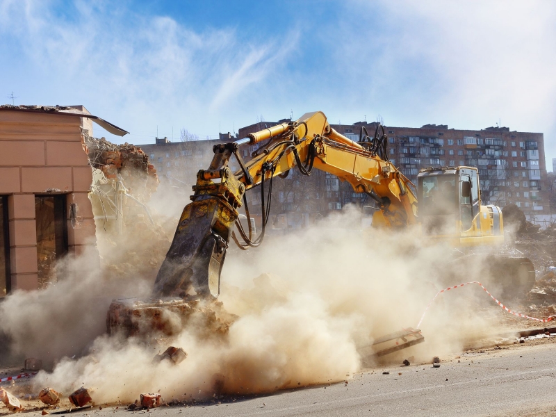 Спрос на новую спецтехнику вырос на 186,3% летом 2023 года