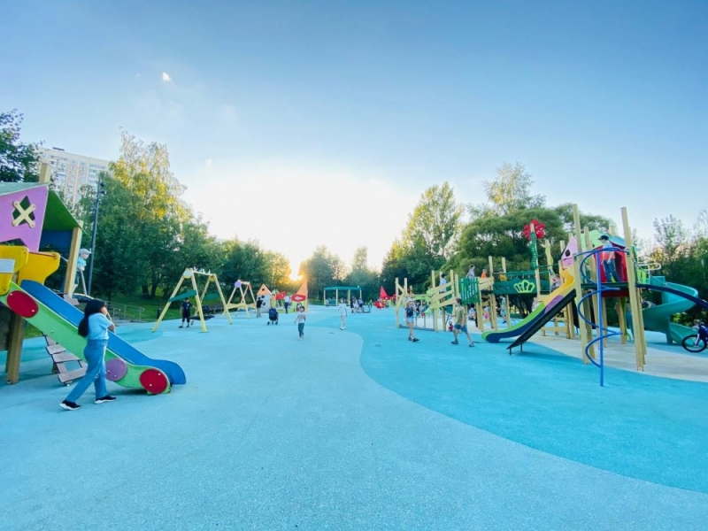 Топ-5 популярных парков в муниципалитетах с населением менее 100 тысяч жителей