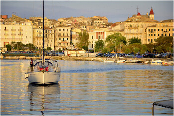 В Греции более чем вдвое повысят налог на проживание в отелях