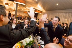 Организация смешных квизов на корпоратив: как повеселить своих сотрудников и получить массу преимуществ