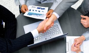 Особенности проведения онлайн-тендеров и аукционов для предприятий