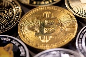 Инвестирование в Bitcoin: стратегии, советы и рыночные тенденции