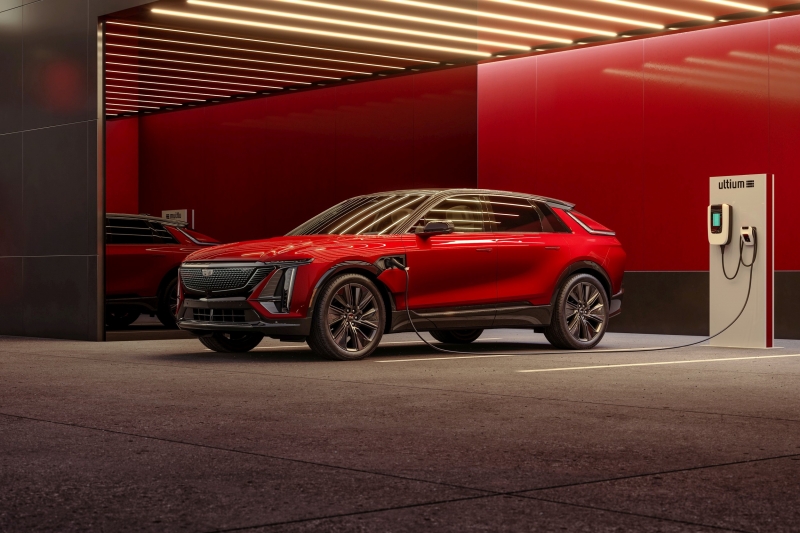 GM перезапускает марку Cadillac в Европе, чтобы дать бой большой немецкой тройке